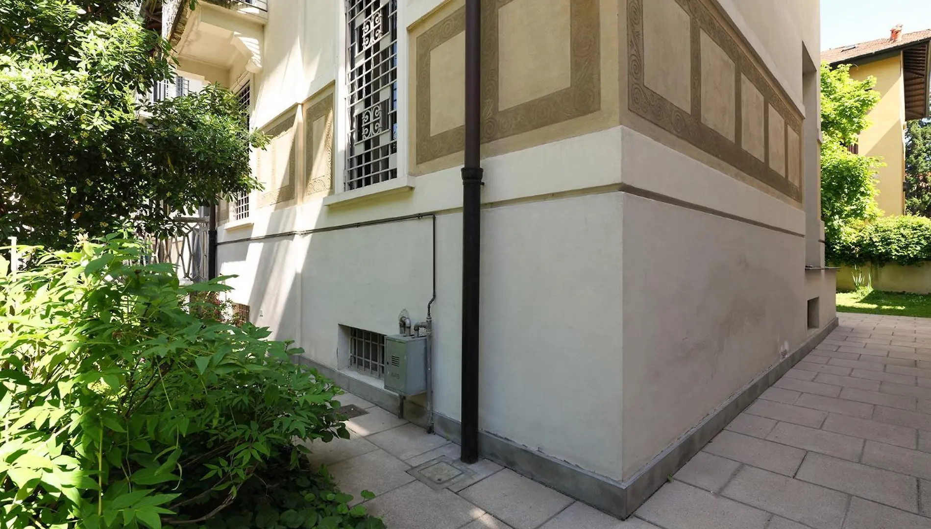 Villa Frascati With Garden - City Life 0*, Milan Italy